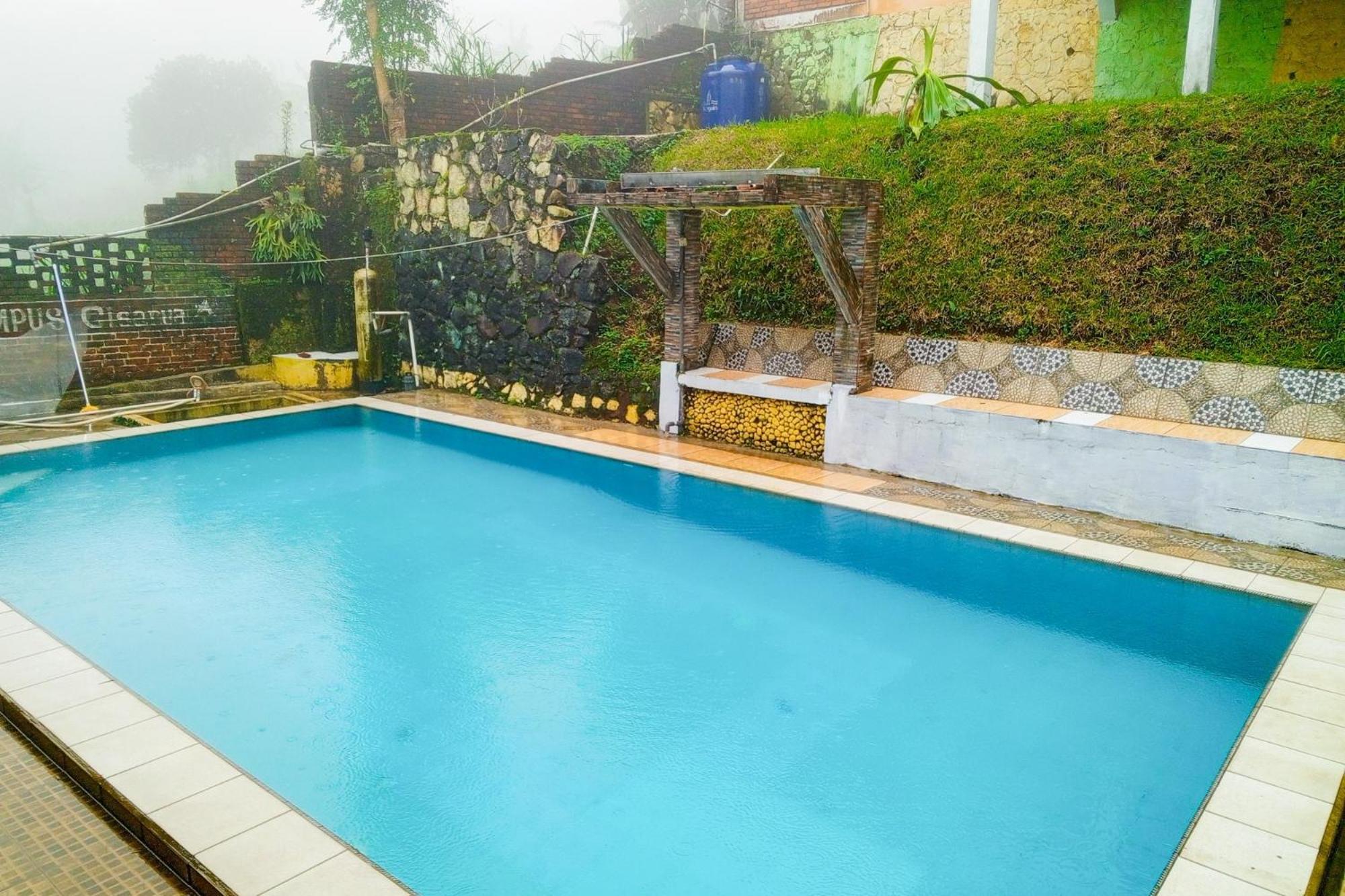 Villa Kampus Near Taman Safari Cisarua Puncak Redpartner Bogor Luaran gambar