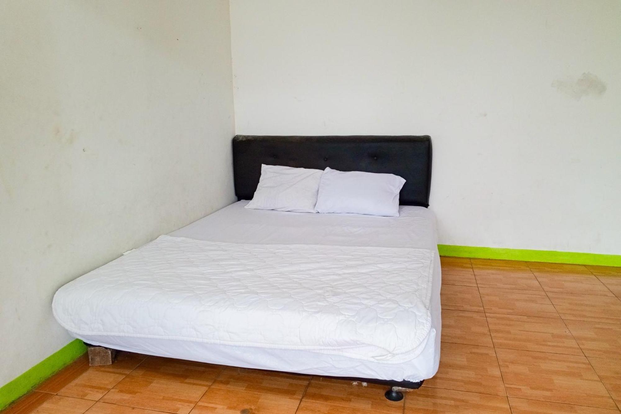 Villa Kampus Near Taman Safari Cisarua Puncak Redpartner Bogor Luaran gambar