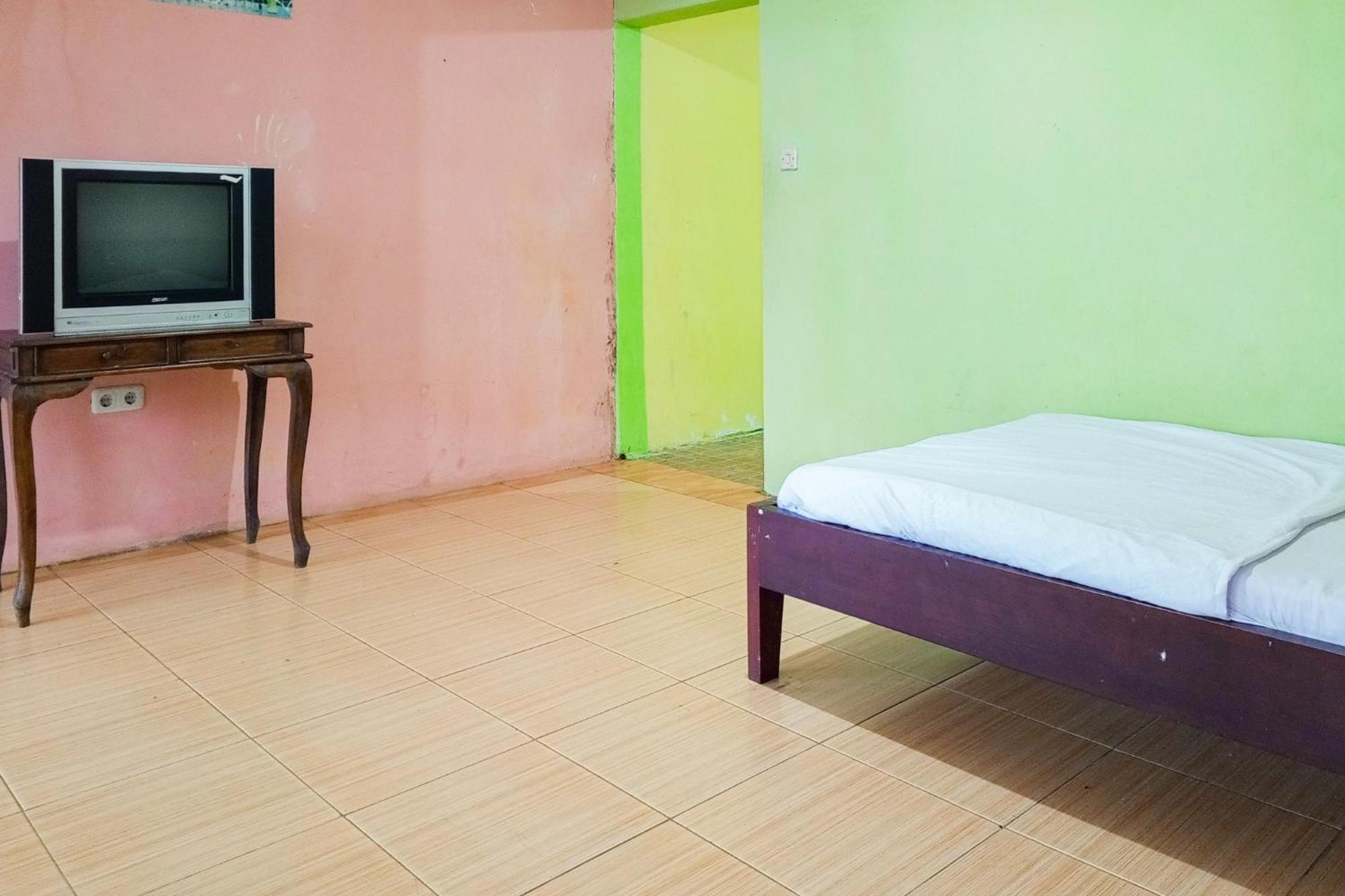 Villa Kampus Near Taman Safari Cisarua Puncak Redpartner Bogor Luaran gambar