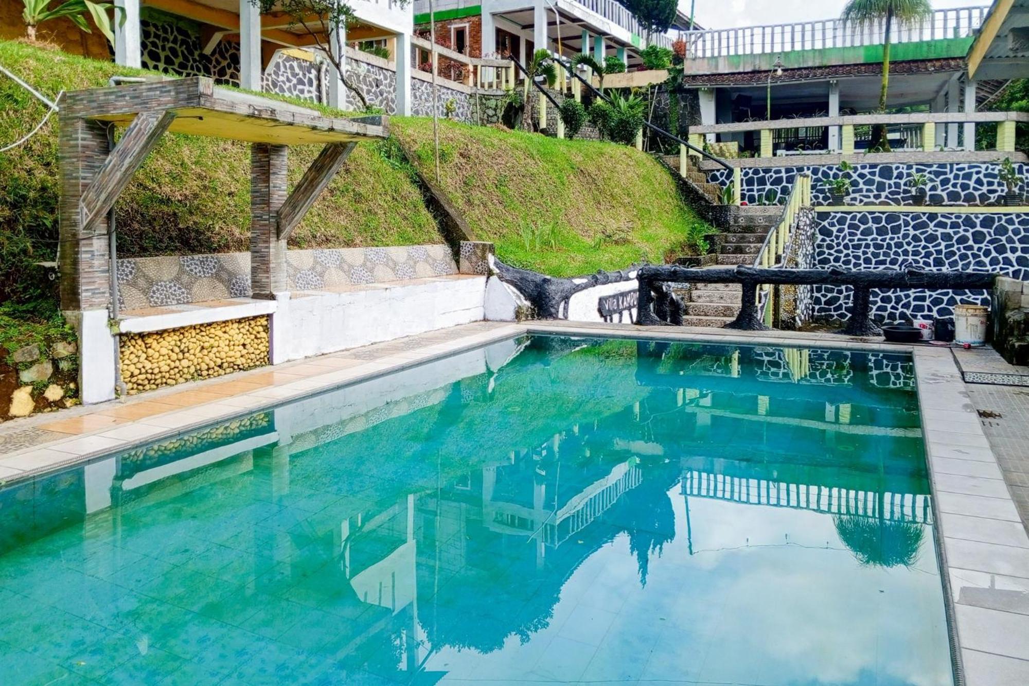 Villa Kampus Near Taman Safari Cisarua Puncak Redpartner Bogor Luaran gambar