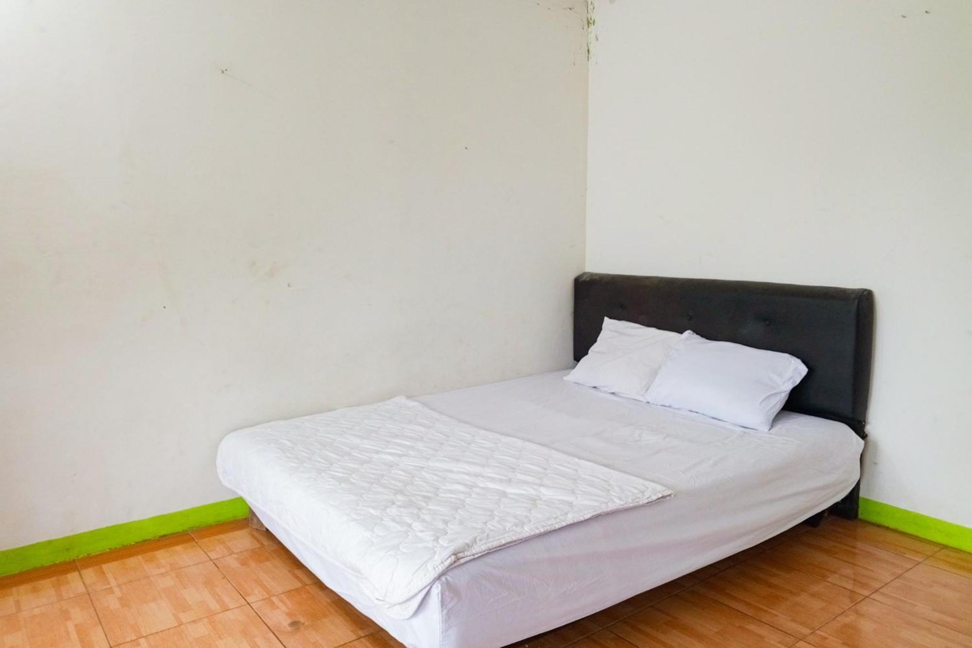 Villa Kampus Near Taman Safari Cisarua Puncak Redpartner Bogor Luaran gambar
